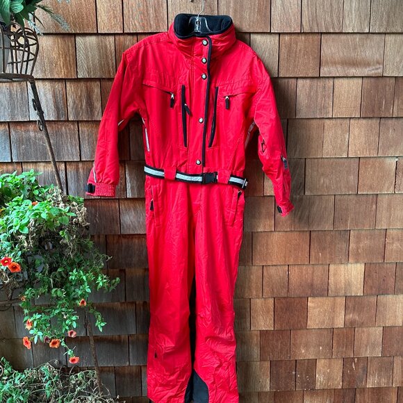 EUC Obermeyer Red/Black One Piece Velocity Shell Suit in Women's 12 Petite - Picture 1 of 15